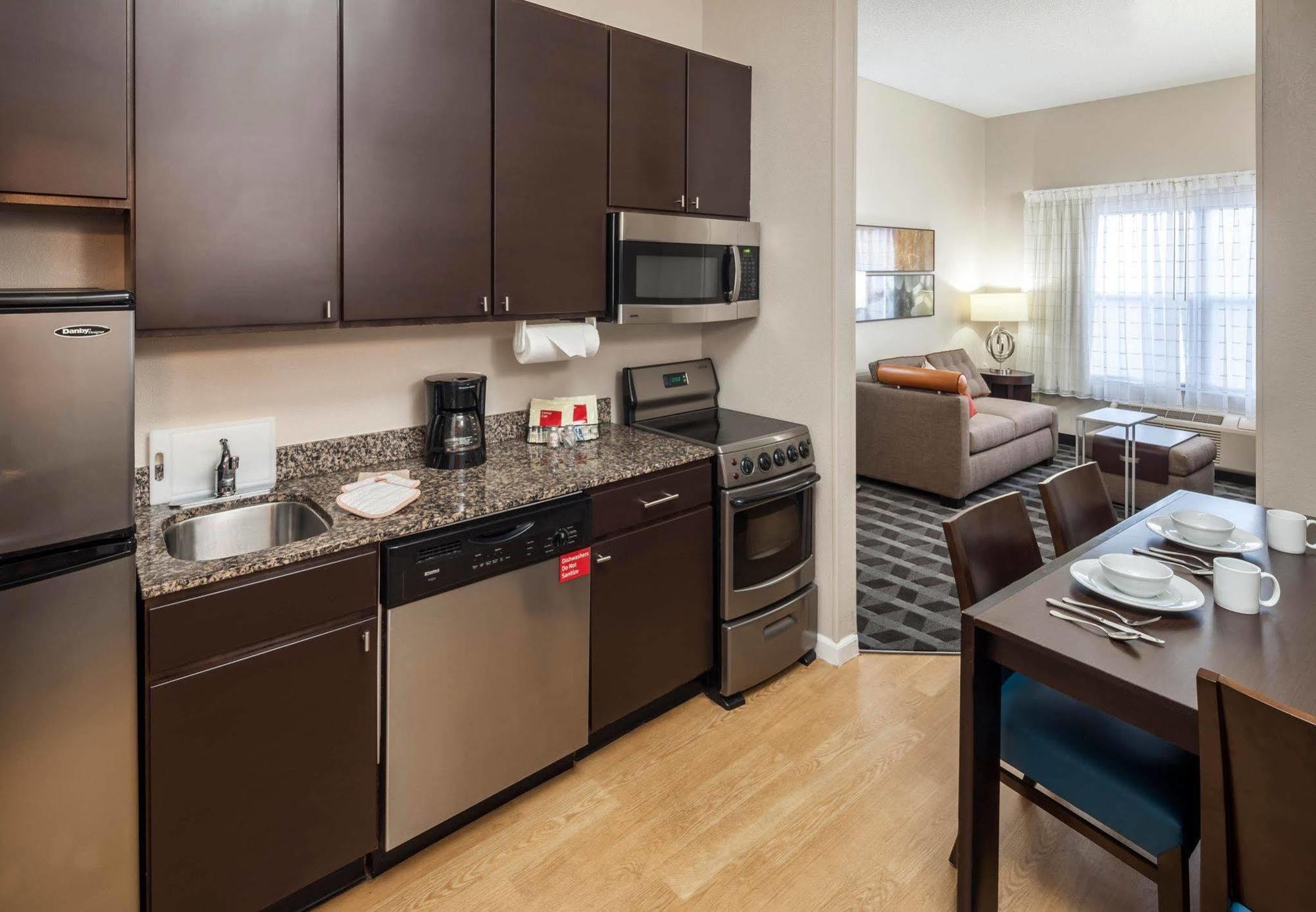 Towneplace Suites Columbus Exterior photo